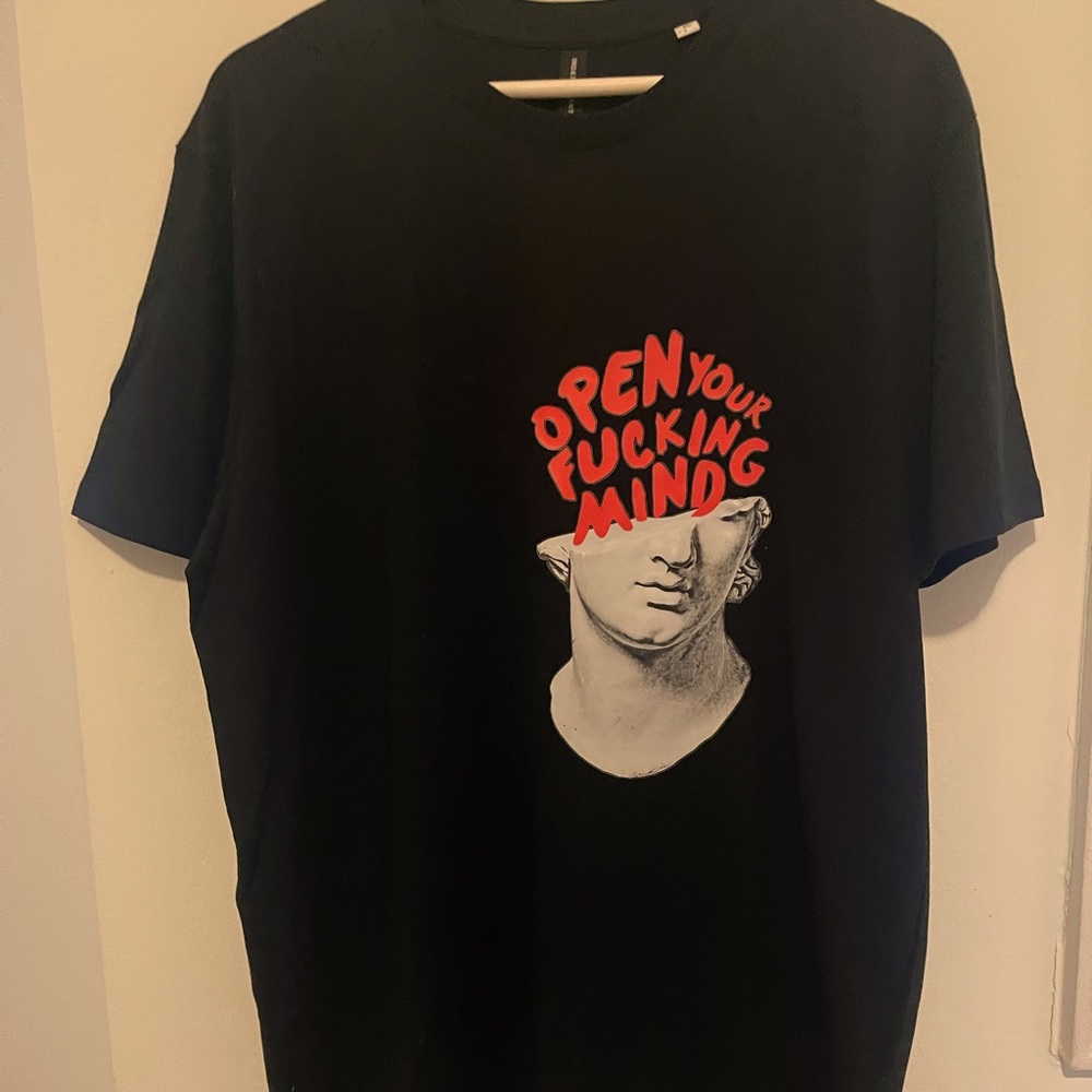 From Rome Pop Art Men’s T-Shirt US large